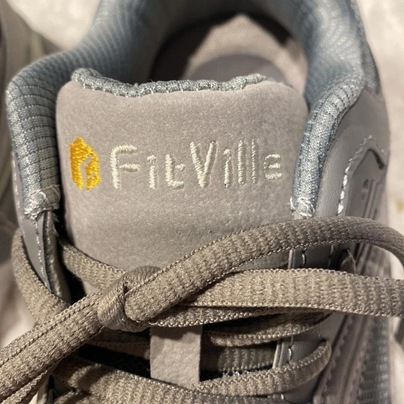 Mens FitVille like new sneakers size 11W main image 4